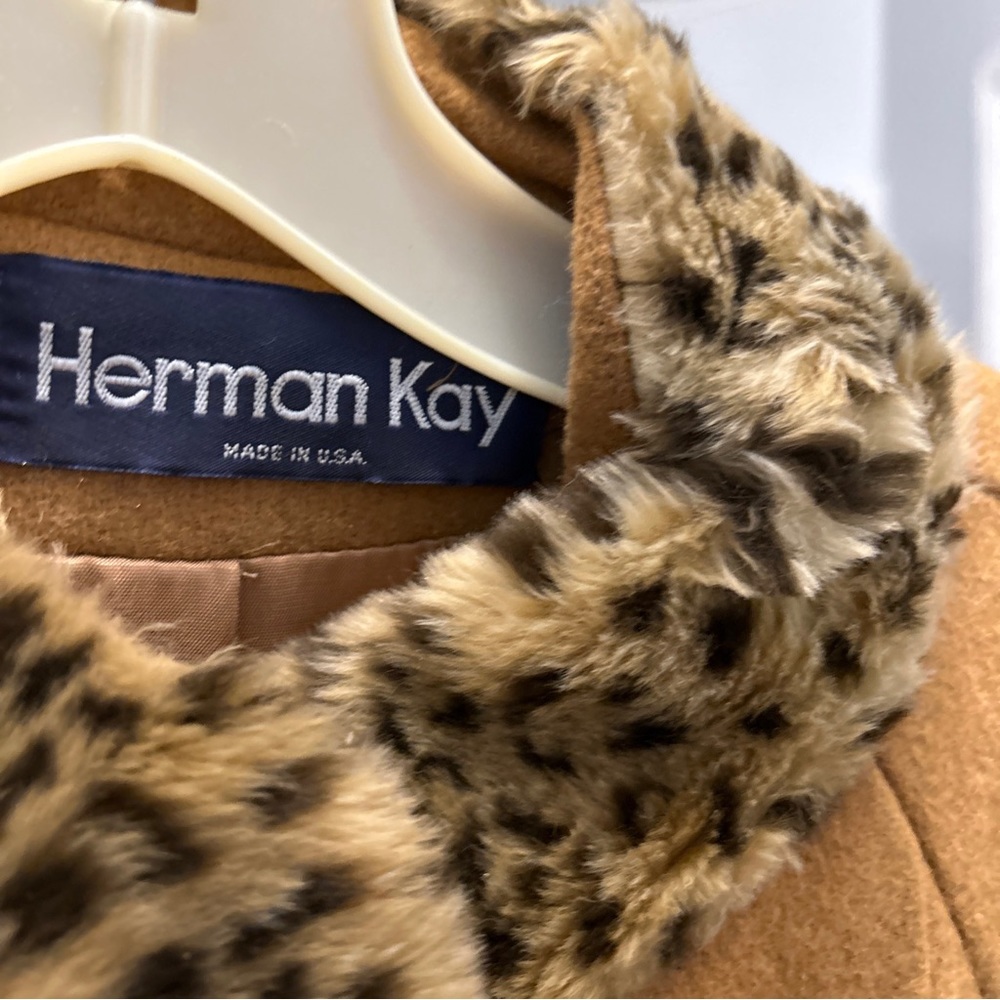 Herman Kay Vintage Coat Faux Fur Collar &Cuff on Wrist - Picture 4 of 10